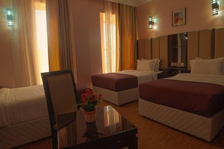 Room 4 of 21
