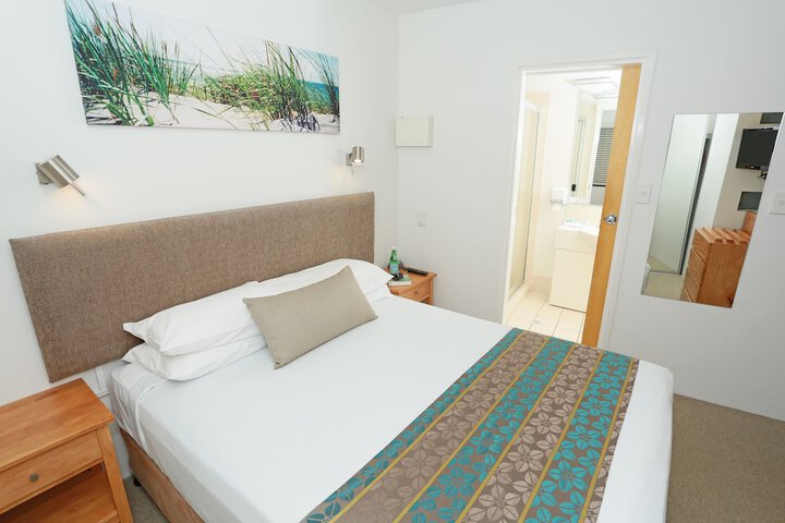 Room 7 of 90