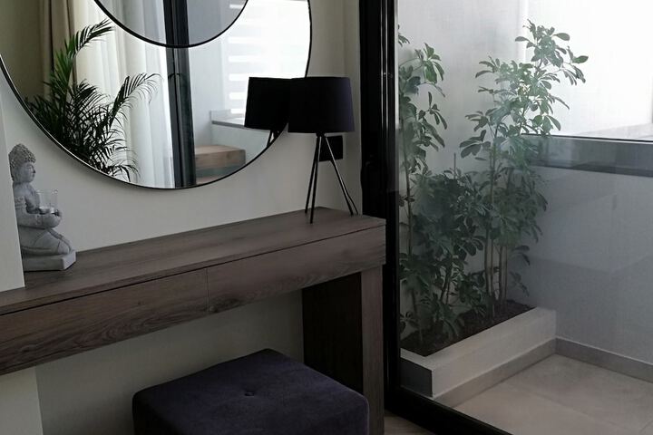 Room 12 of 70