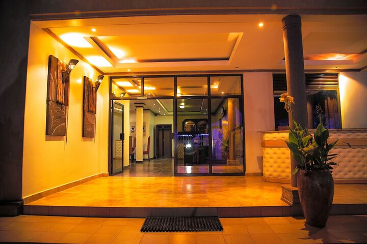 Hotel 17 of 49