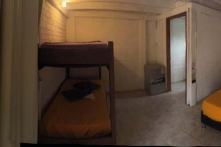 Room 11 of 18