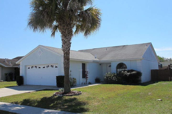 Property Grounds 36 of 38