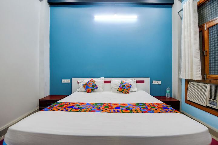 Room 19 of 27