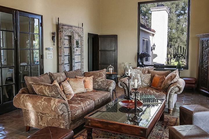 Hotel Interior 9 of 71