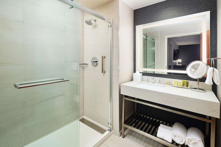 Bathroom shower