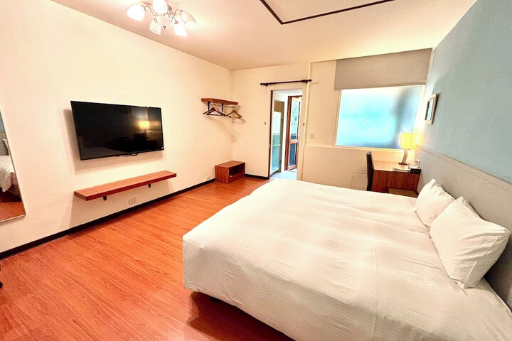 Room 17 of 108