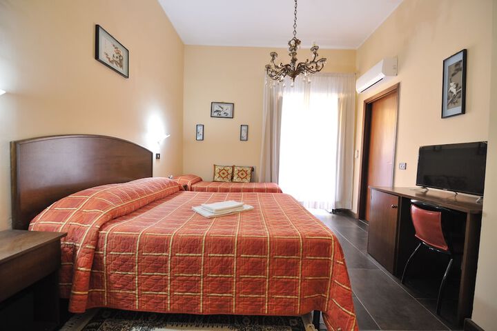 Room 19 of 55