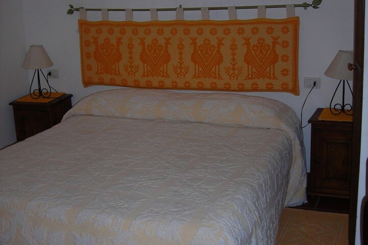 Room 4 of 46