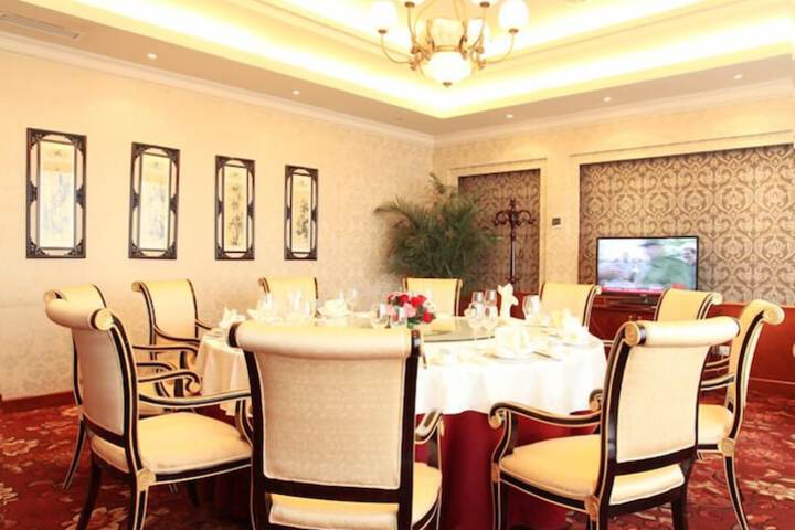 Dining 88 of 121