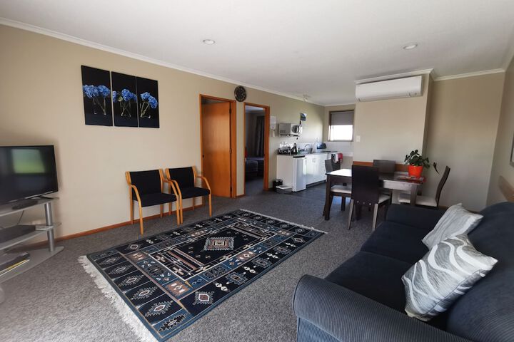 Room 7 of 25