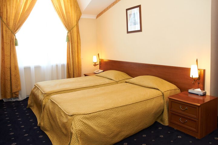 Room 30 of 105