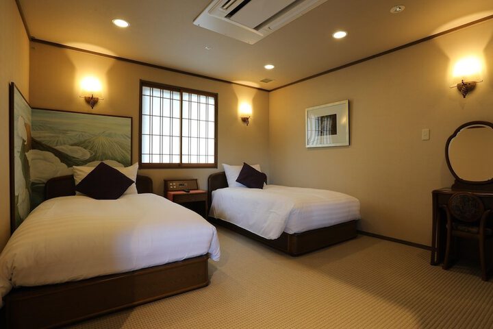Room 15 of 45