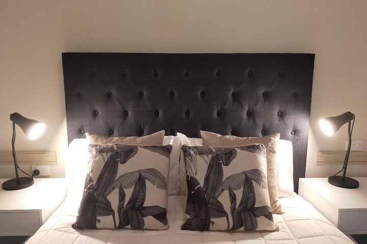 Room 5 of 43