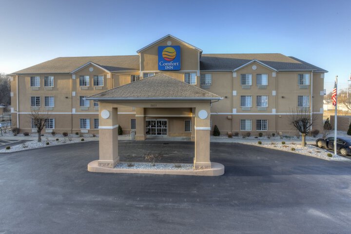 Hotel 52 of 55