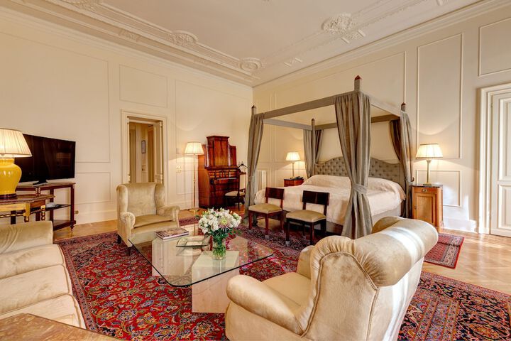 Room 36 of 150