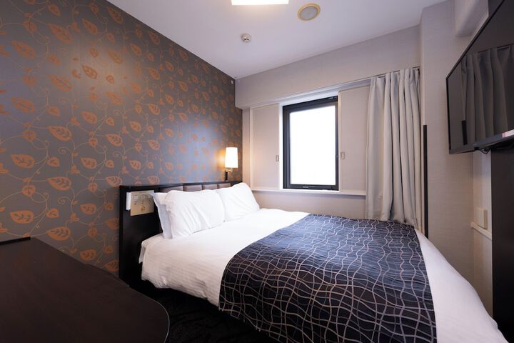 Room 8 of 41