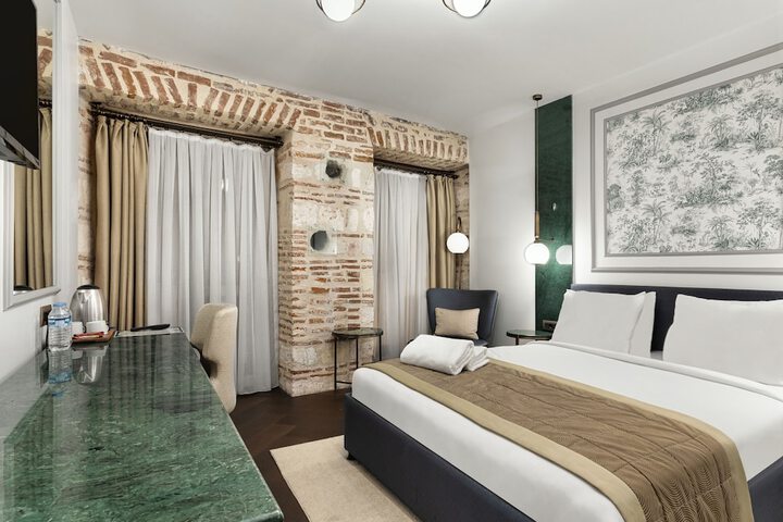 Room 41 of 86