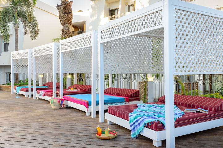 Pool Hotel
