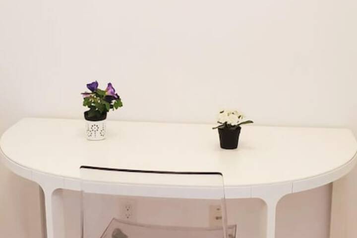 Room 49 of 90