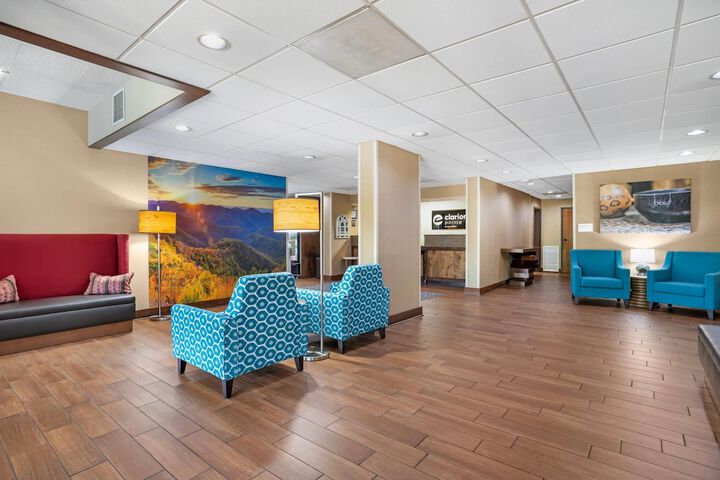 Hotel Lobby