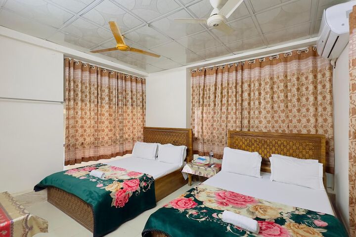 Room 15 of 29