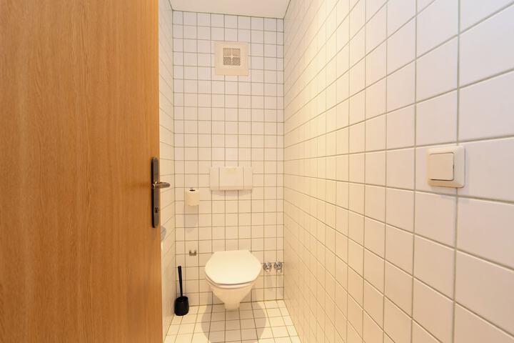 Room 85 of 112