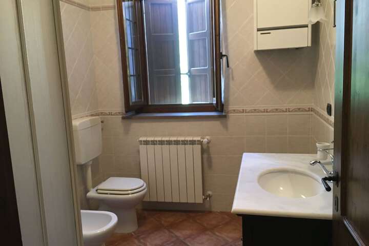 Room 50 of 71