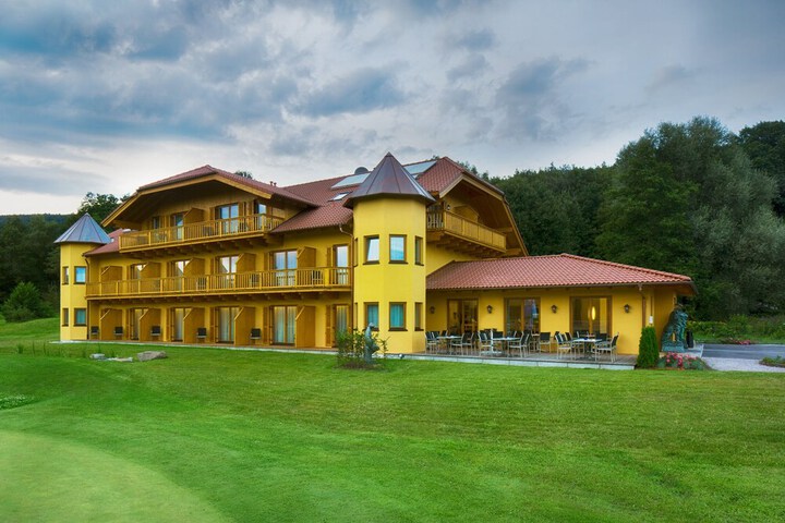 Hotel 79 of 86