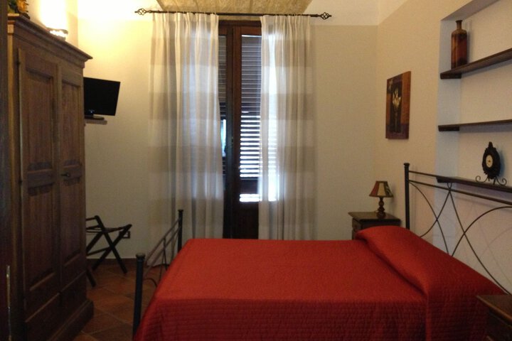 Room 5 of 39