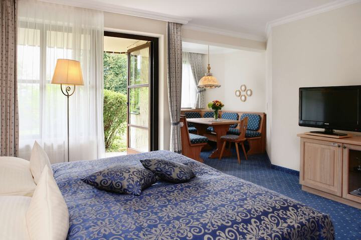 Room 6 of 52