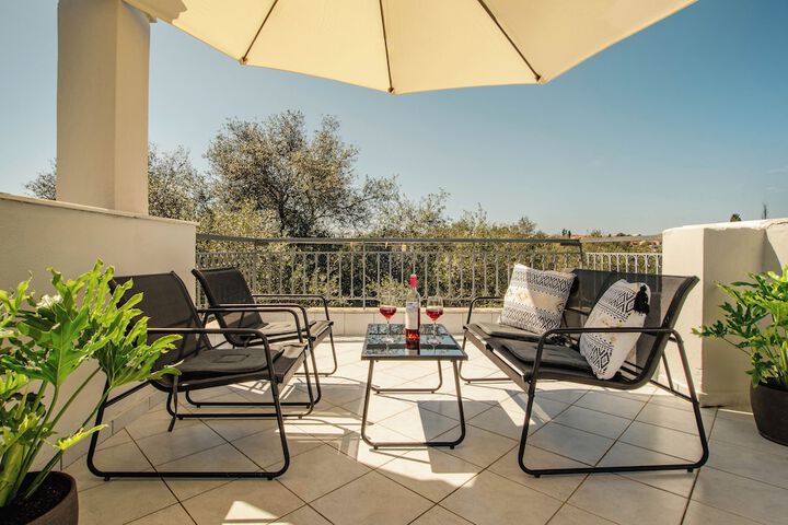 Terrace/Patio 39 of 73