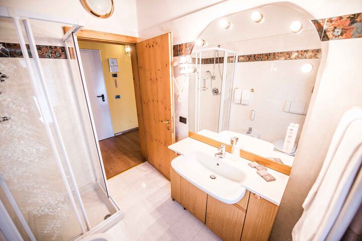 Bath Interior