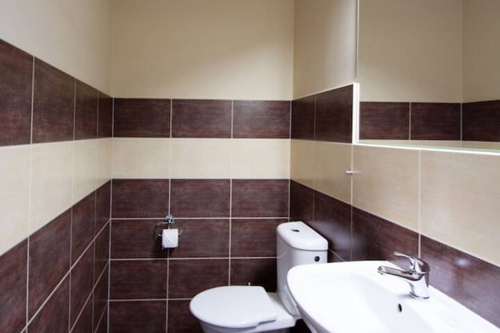Clean Restrooms