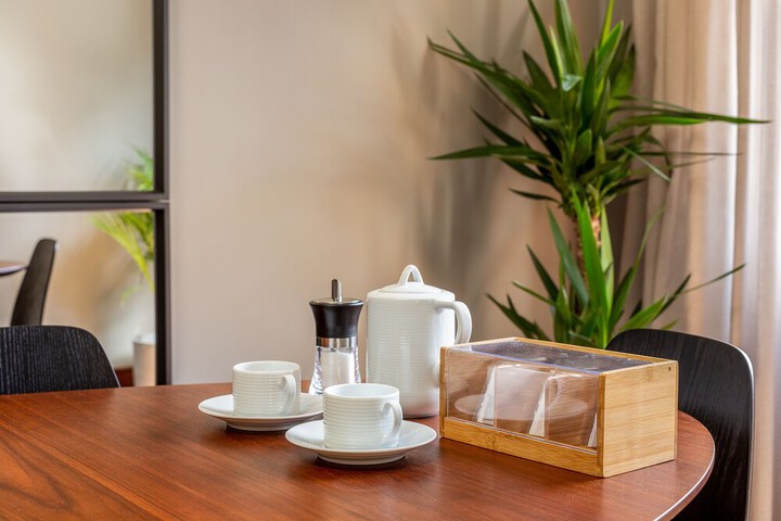 Breakfast/Coffee Service 53 of 75