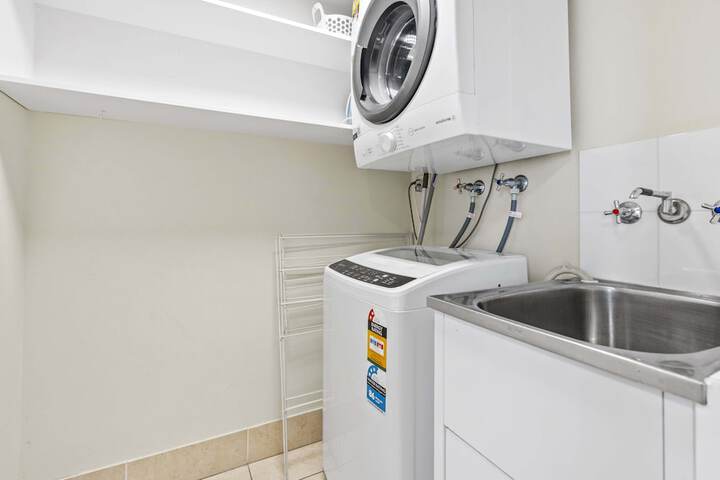 Laundry 285 of 346