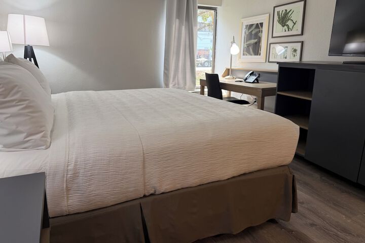 Room 5 of 29