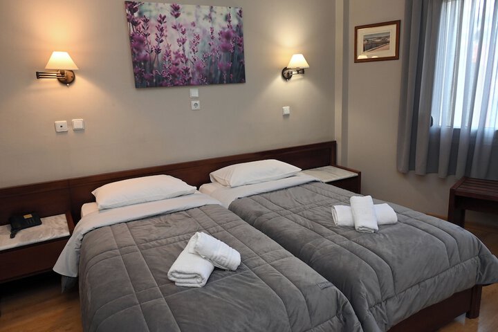 Room 15 of 50