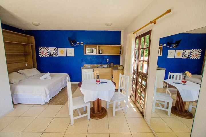 Room 16 of 48