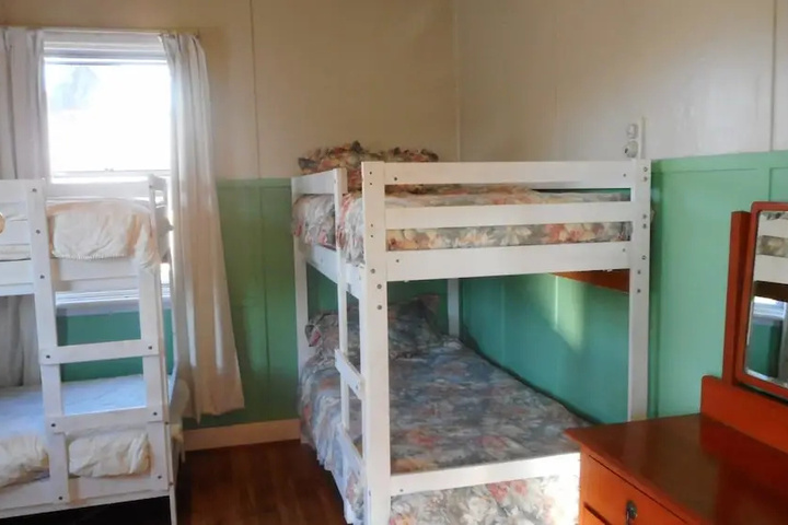 Room 2 of 9