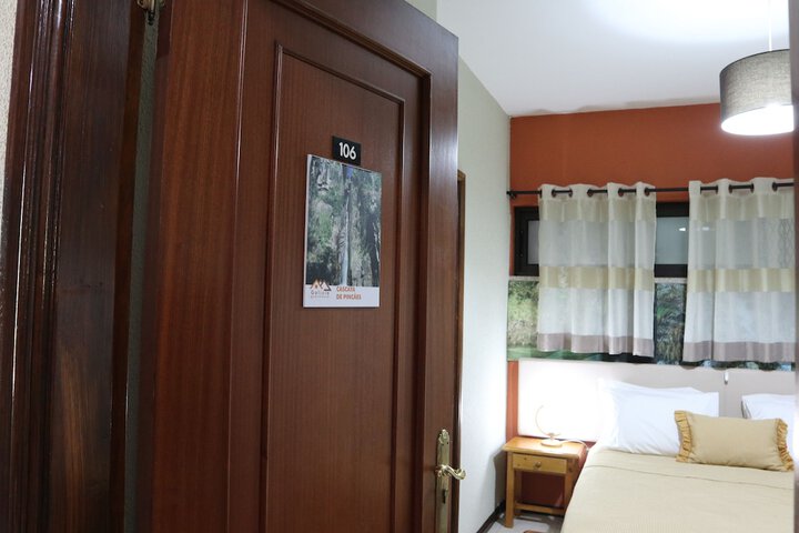 Room 11 of 64