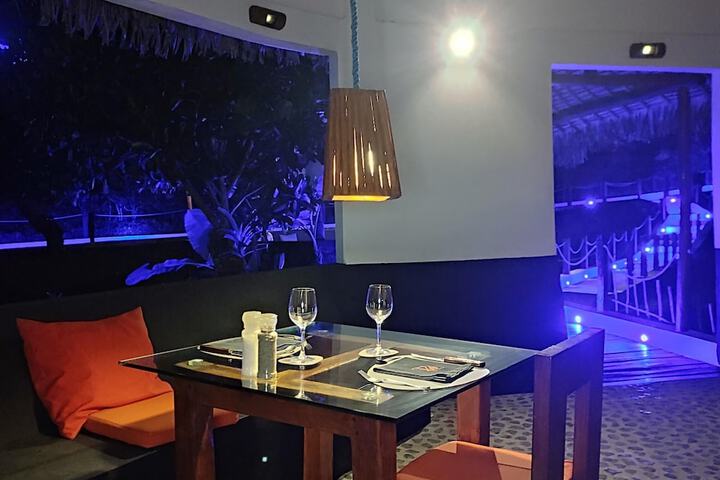 Dining 60 of 112