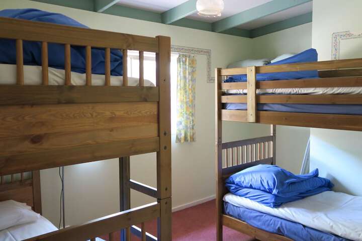 Room 8 of 74