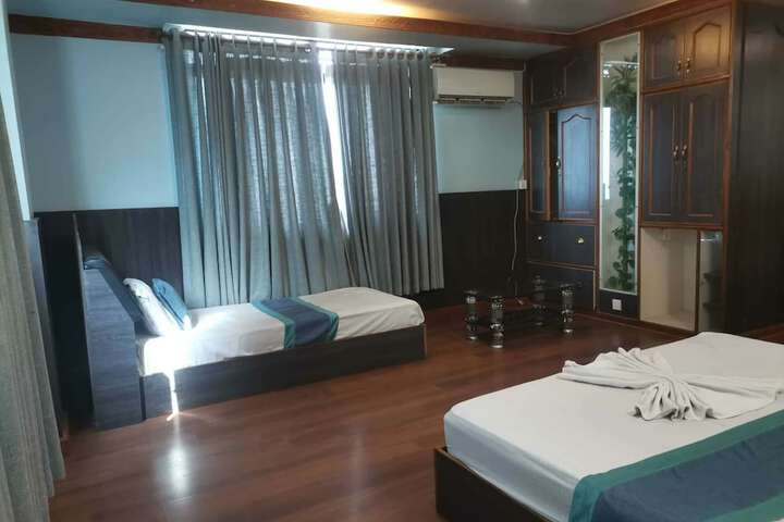 Room 5 of 46