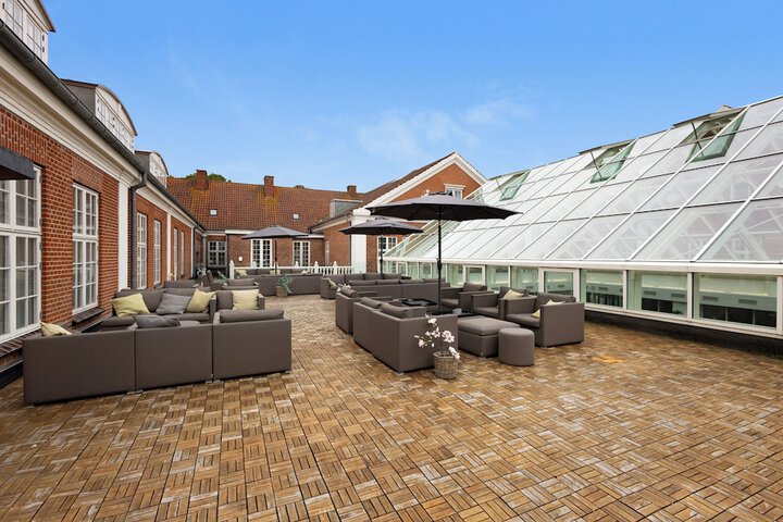 Terrace/Patio 48 of 51