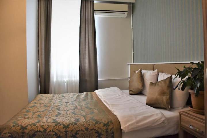 Room 21 of 41