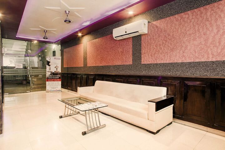 Guest Lobby