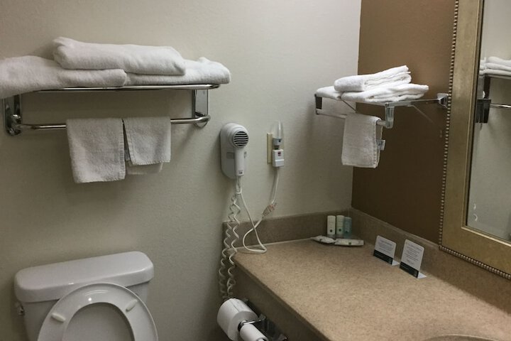 Room 30 of 51