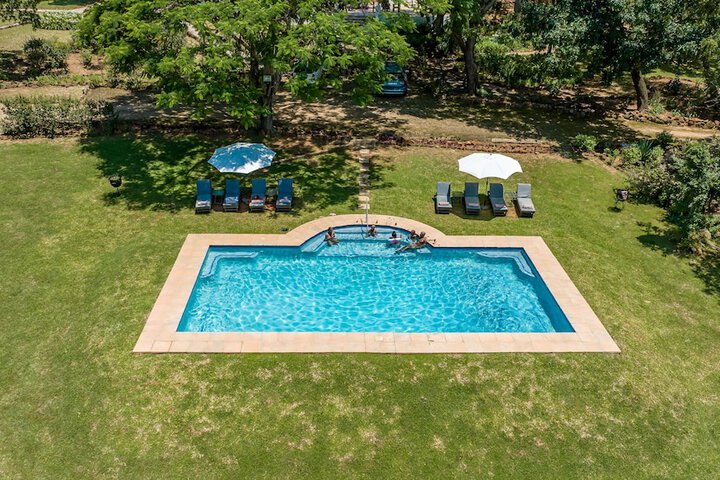Pool 70 of 135
