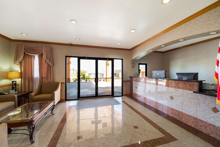 Lobby Entry