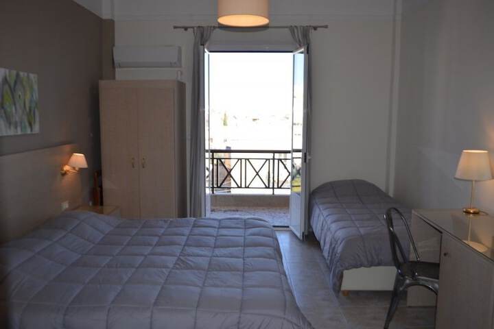 Room 3 of 22